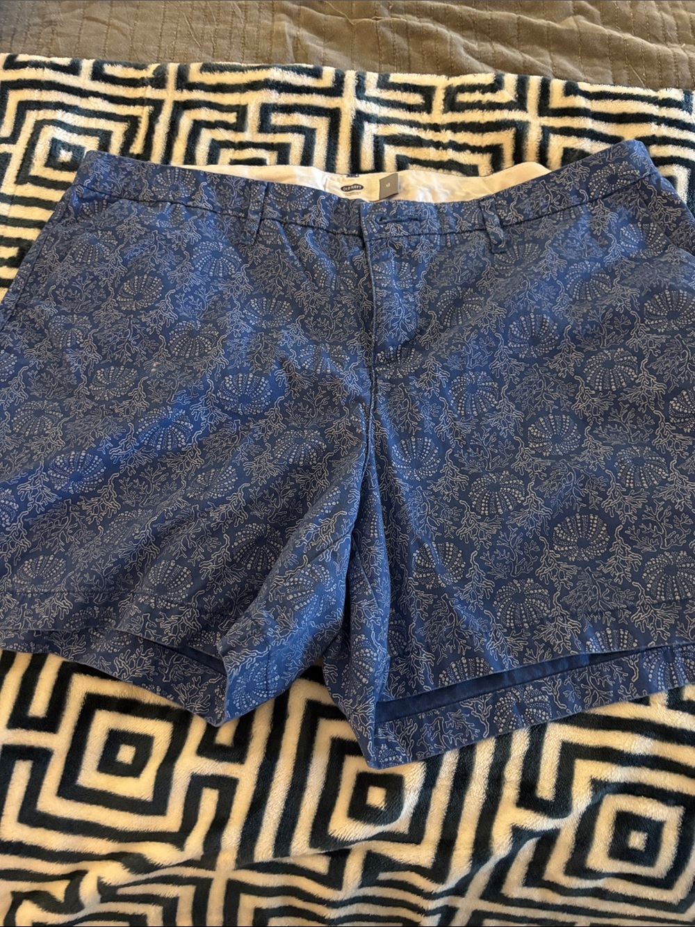 Old Navy Navy Blue Ocean-Print Women’s Shorts